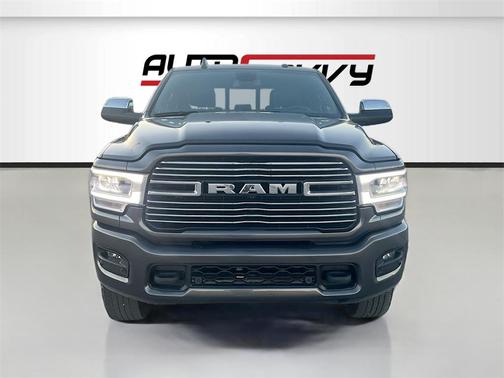 2021 RAM 2500 Laramie Crew Cab 4x4 6'4' Box