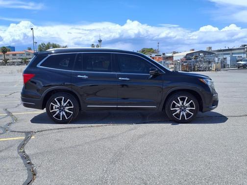 2020 Honda Pilot Touring 8-Passenger