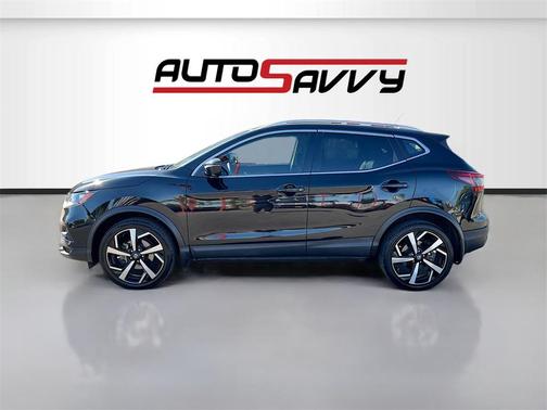 2022 Nissan Rogue Sport SL