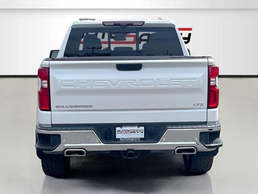 Iridescent Pearl Tricoat 2023 Chevrolet Silverado 1500 LTZ