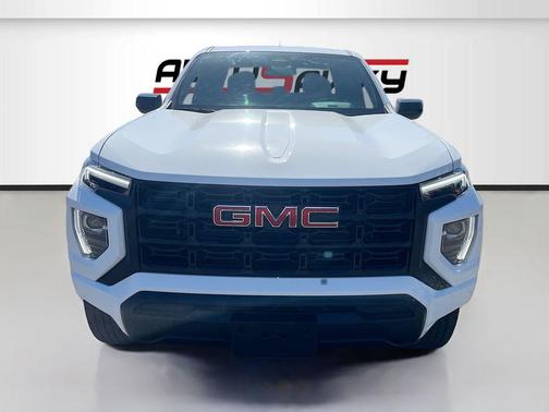 Summit White 2024 GMC Canyon Elevation
