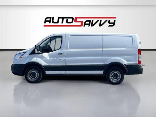 OXFORD WHITE 2025 Ford Transit-150 Base