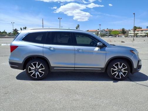 2021 Honda Pilot Touring 8-Passenger