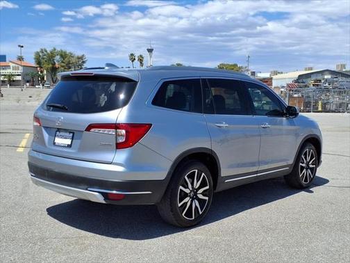 2021 Honda Pilot Touring 8-Passenger