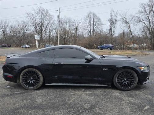 2017 Ford Mustang GT