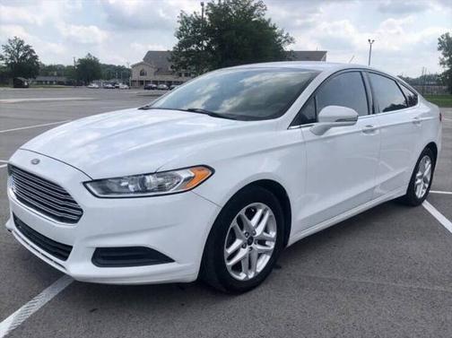 2014 Ford Fusion SE