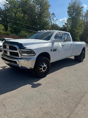 2018 RAM 3500 SLT