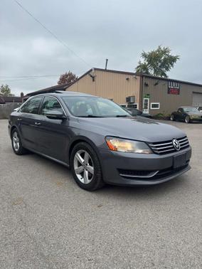 2012 Volkswagen Passat 2.5 SE