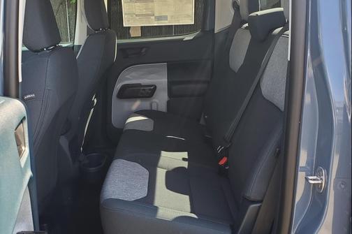 Azure Gray Metallic Tri-Coat 2026 Ford Maverick XLT