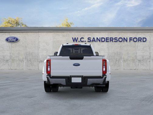 Oxford White 2026 Ford F-450 XL