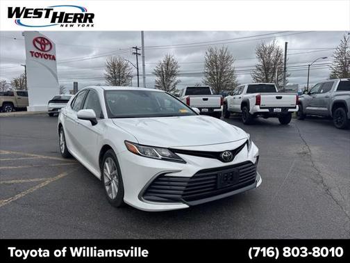 2022 Toyota Camry LE
