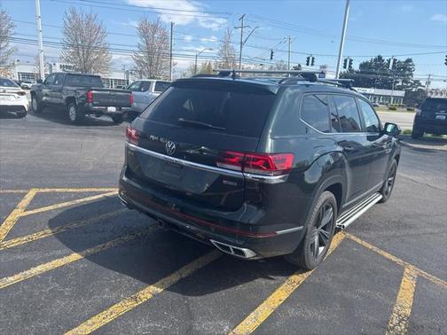 2021 Volkswagen Atlas 3.6L SE w/Technology