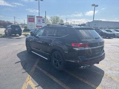 2021 Volkswagen Atlas 3.6L SE w/Technology