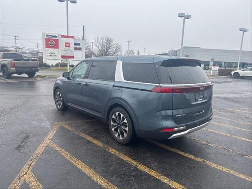 2023 Kia Carnival EX