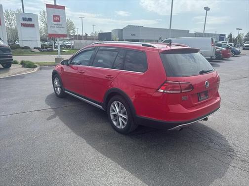 2019 Volkswagen Golf Alltrack TSI S