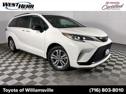 2023 Toyota Sienna XSE 7 Passenger