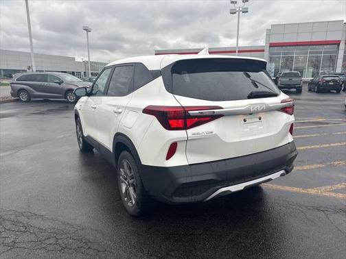 2023 Kia Seltos LX