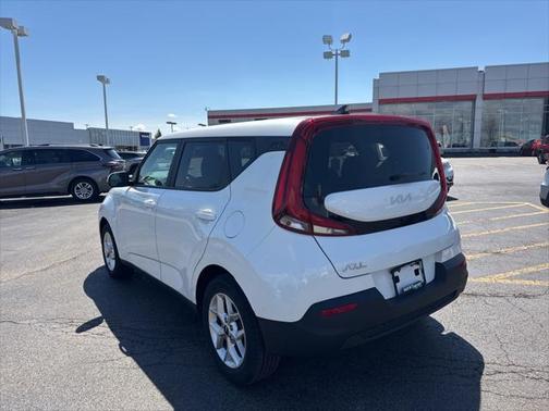 2022 Kia Soul LX