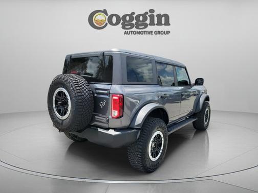 CARBONIZED GRAY METALLIC 2024 Ford Bronco BIG BEND