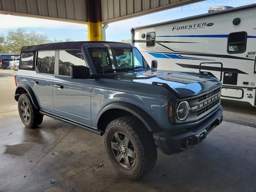 2024 Ford Bronco BLACK DIAMOND
