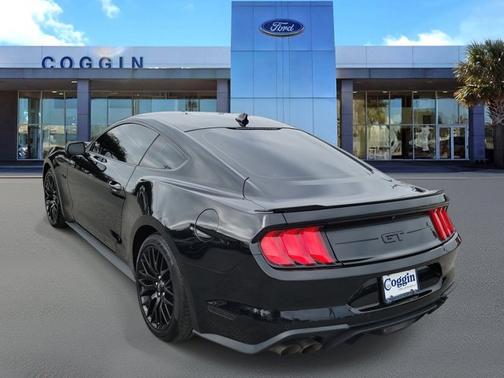 2021 Ford Mustang GT PREMIUM