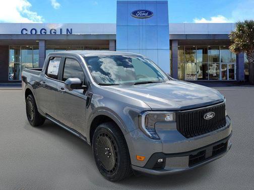 2025 Ford Maverick Lobo