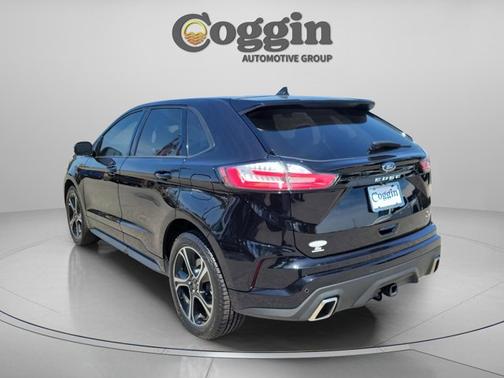 AGATE BLACK METALLIC 2022 Ford Edge ST