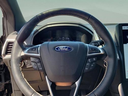 AGATE BLACK METALLIC 2022 Ford Edge ST