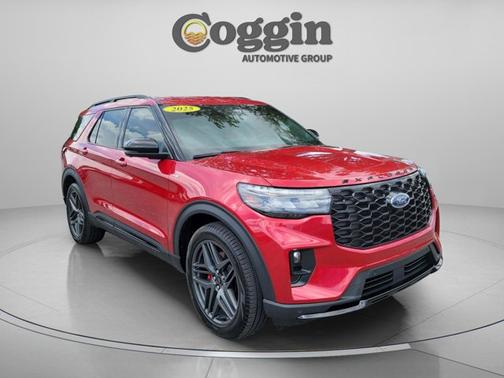 RAPID RED MET TINTED CC 2025 Ford Explorer ST-LINE
