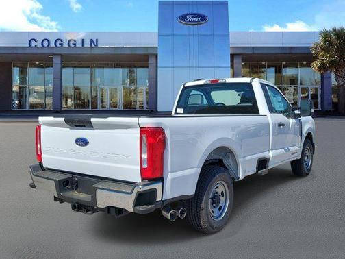 2025 Ford F-250 XL