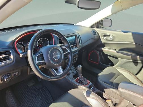 2020 Jeep Compass TRAILHAWK