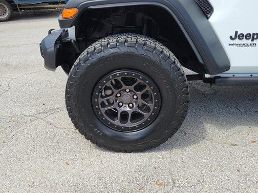 2022 Jeep Wrangler Unlimited High Tide 4x4
