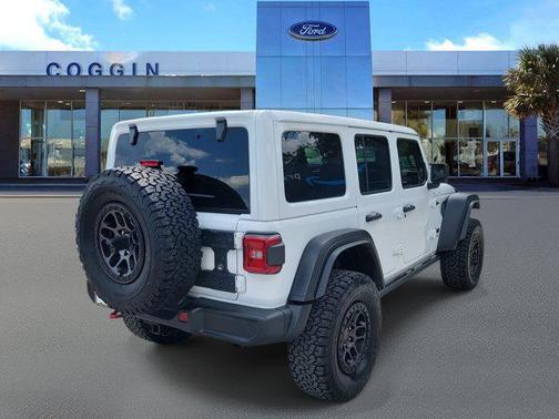 2022 Jeep Wrangler Unlimited High Tide 4x4