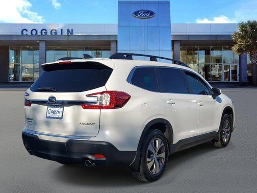 2025 Subaru Ascent Premium 8-Passenger