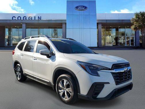 2025 Subaru Ascent Premium 8-Passenger