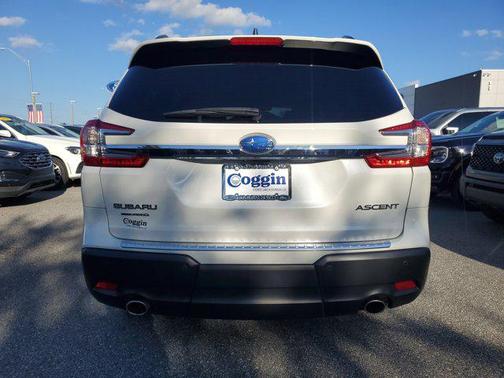 2025 Subaru Ascent Premium 8-Passenger