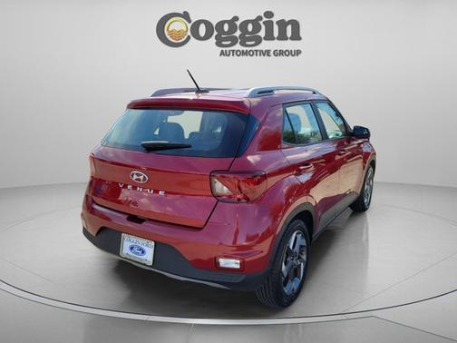 2023 Hyundai VENUE LIMITED