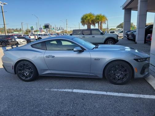 2025 Ford Mustang GT