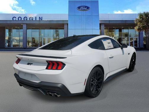 2025 Ford Mustang GT