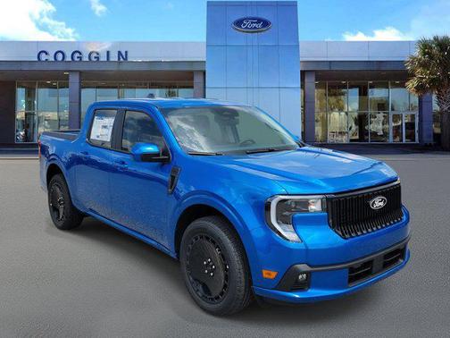 2025 Ford Maverick Lobo Standard