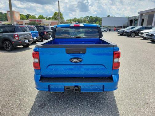 2025 Ford Maverick Lobo Standard