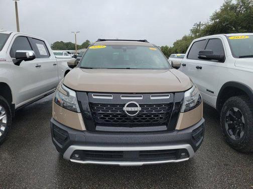 2023 Nissan Pathfinder Rock Creek 4WD