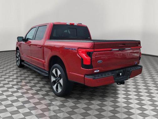 2022 Ford F-150 Lightning Platinum