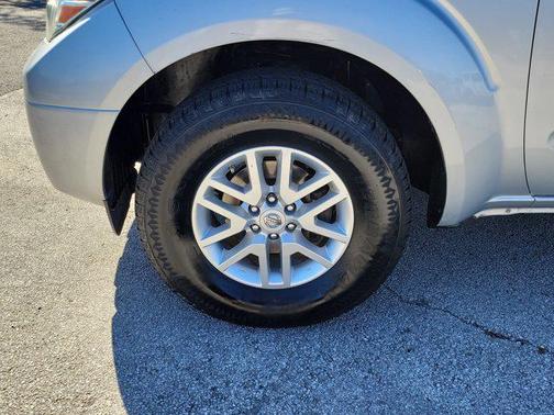 2016 Nissan Frontier SV