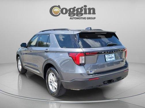 CARBONIZED GRAY METALLIC 2025 Ford Explorer ACTIVE