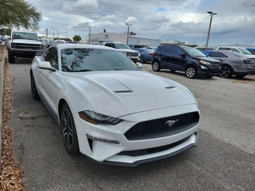 2021 Ford Mustang ECOBOOST