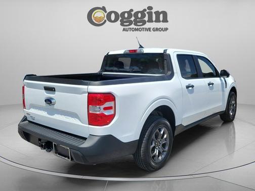 OXFORD WHITE 2024 Ford Maverick XLT
