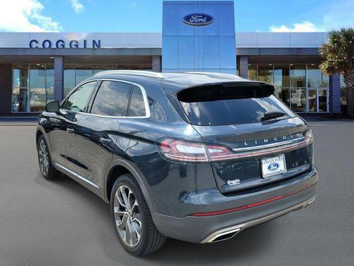 2022 Lincoln Nautilus Reserve