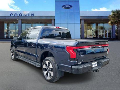 2023 Ford F-150 Lightning Platinum