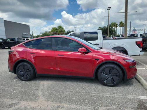 2026 Tesla Model Y Long Range Dual Motor All-Wheel Drive